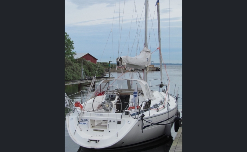 Bavaria 32 Cruiser-kuva-2